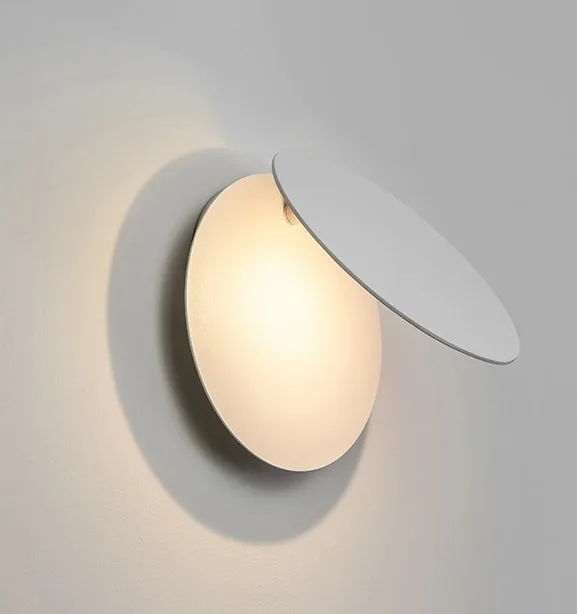 Đèn treo tường xoay 360