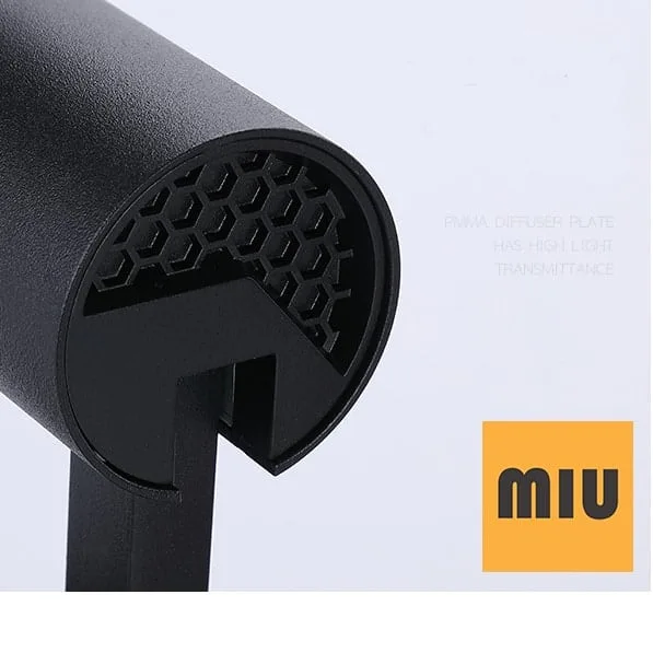 Đen rọi zoom