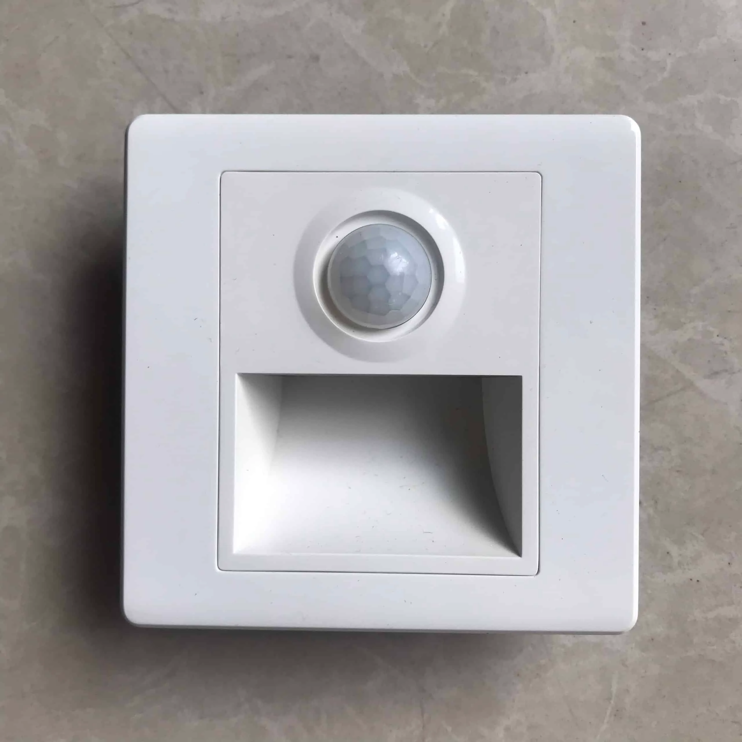 Đèn cảm biến chuyển động cầu thang