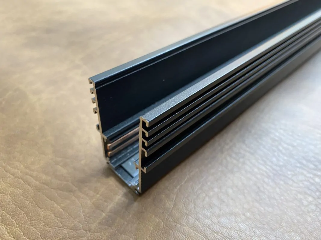 Thanh ray nam châm/ Đèn ray nam châm/ Đèn thanh ray nam châm/ Hệ đèn ray nam châm/ Thanh ray đèn led nam châm