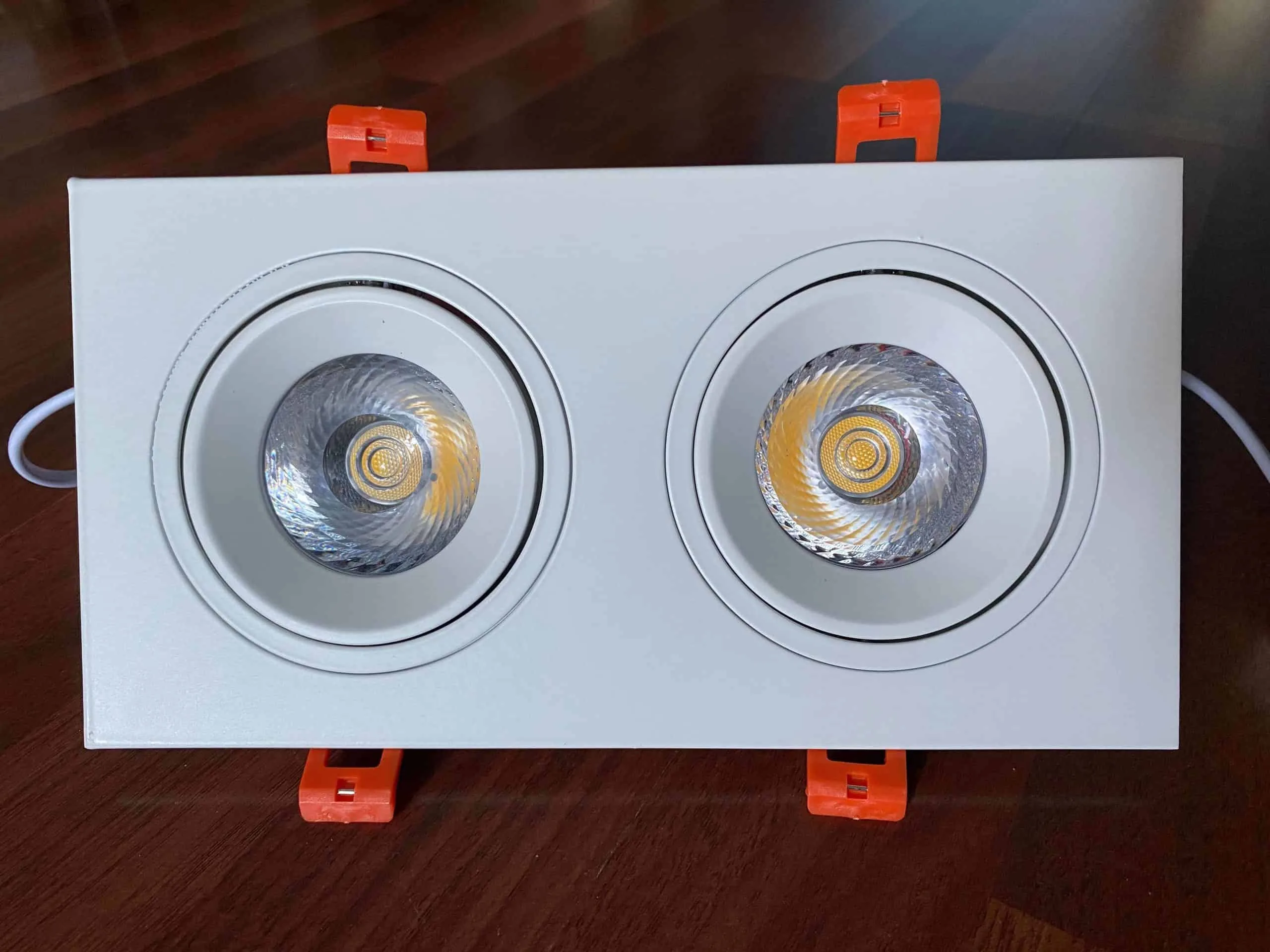 Đèn spotlight vuông đôi MIU-SP2X7V2 - Ảnh 2