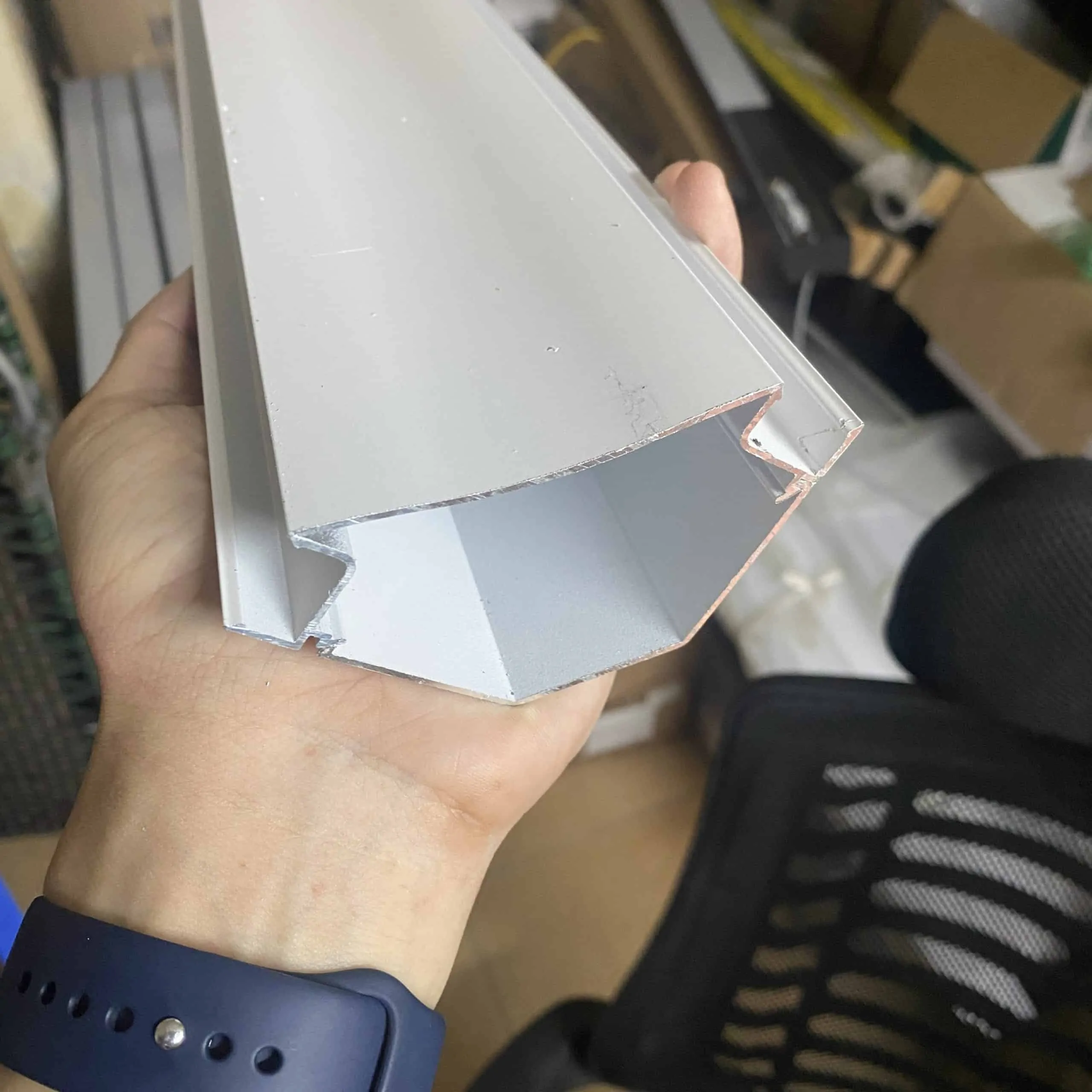 Thanh nhôm phào chỉ đèn led