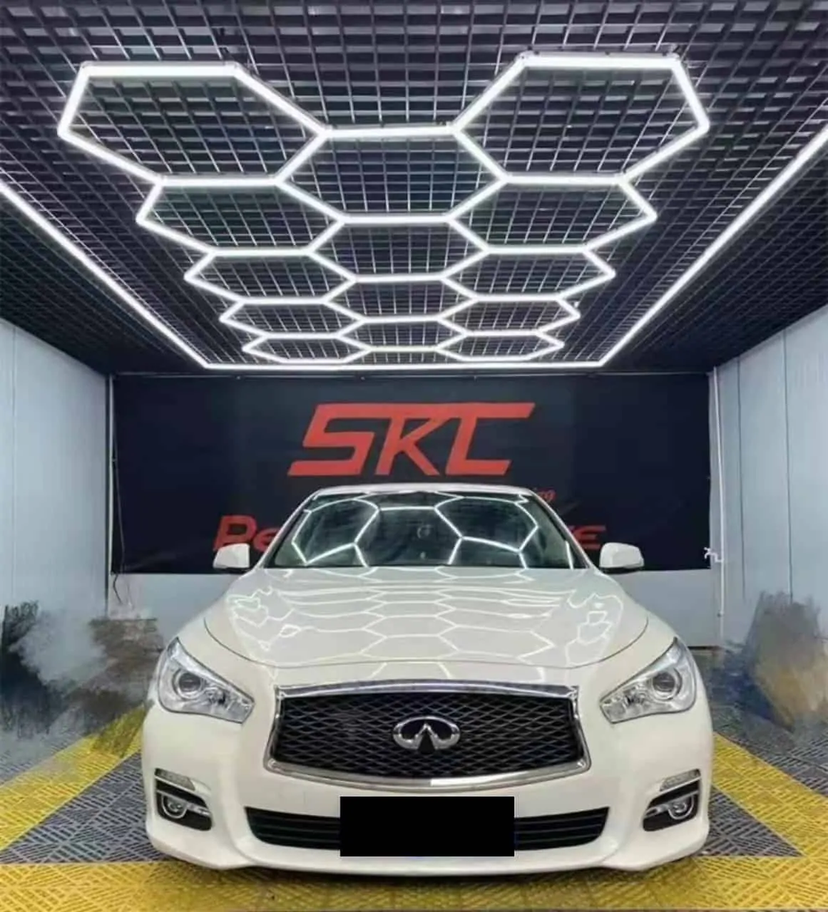 Đèn led showroom ô tô