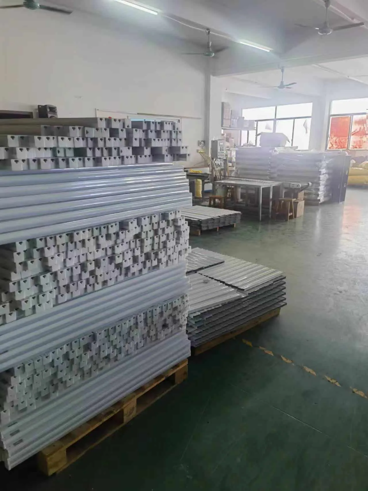 Đèn led showroom ô tô - Ảnh 11