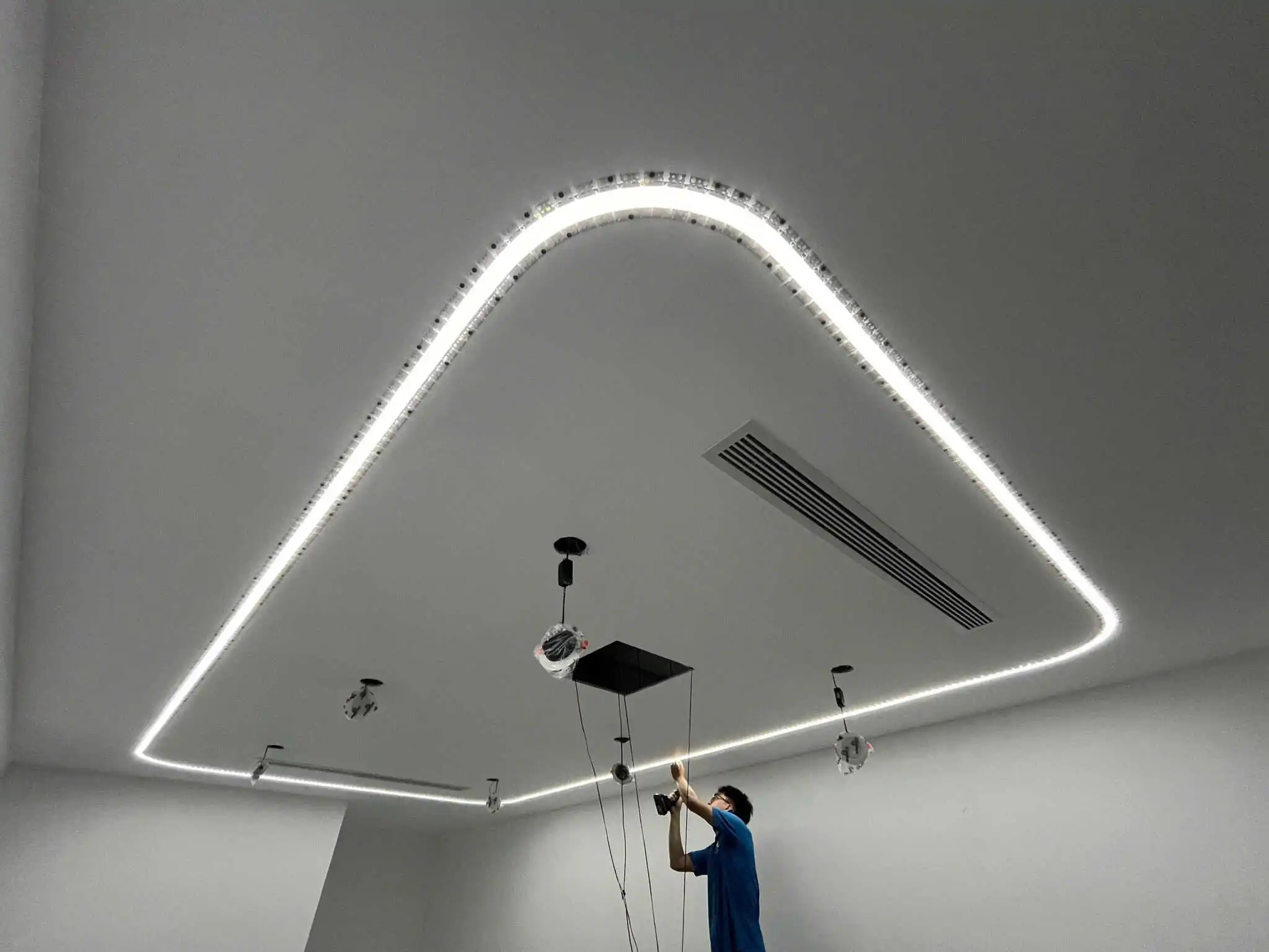 Đèn led thanh nhôm ziczac - Ảnh 8