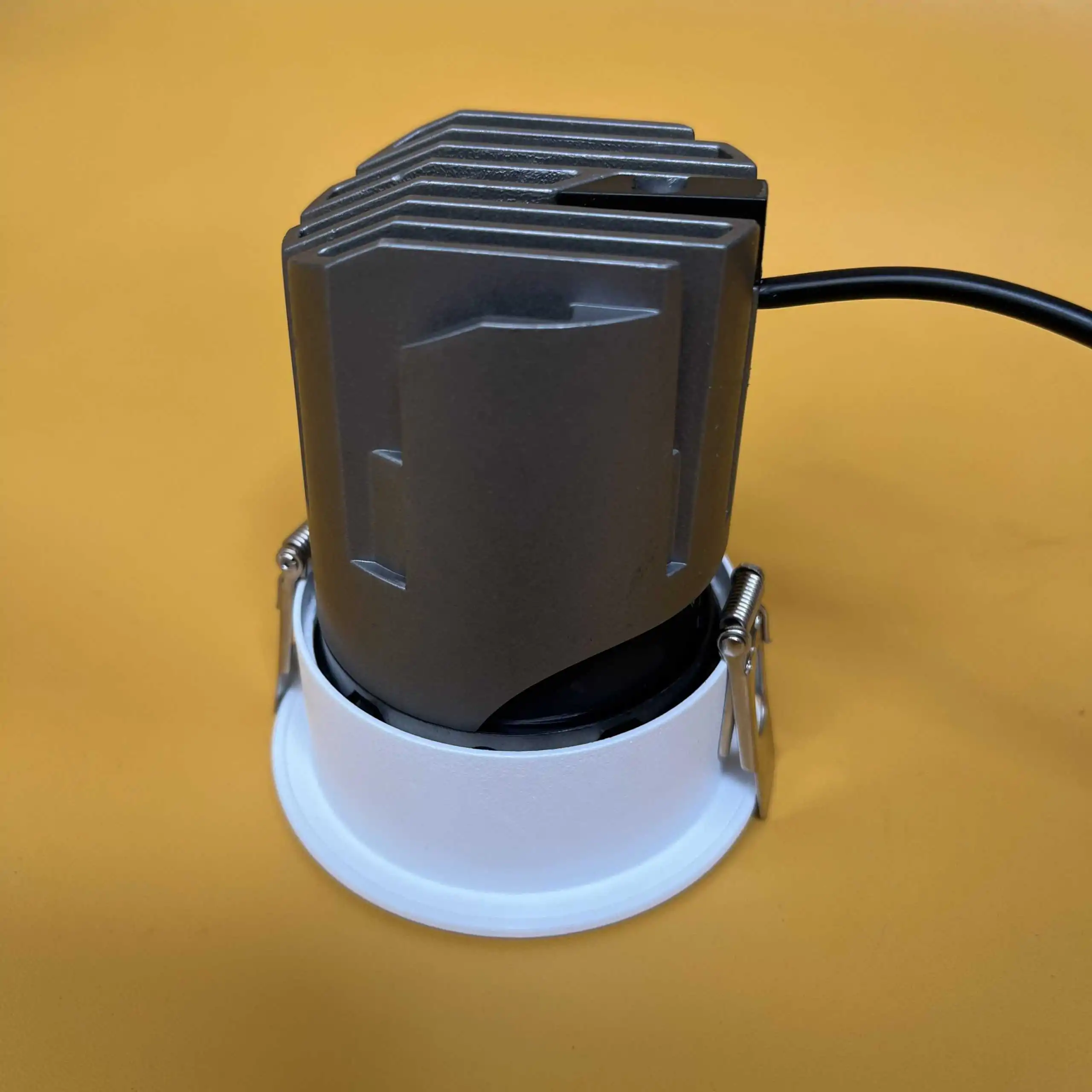 Đèn spotlight chiếu điểm MIUSERI-QL - Ảnh 7