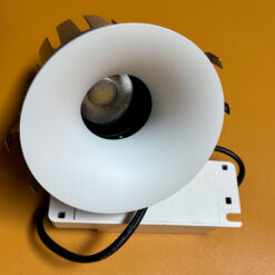 Đèn spotlight âm trần chống chói 12W sử dụng chip Bridgelux, driver Lifud, CRI trên 95, lỗ khoét 75mm.