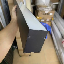 Mặt tán quang đèn thả vỏ nhôm màu đen